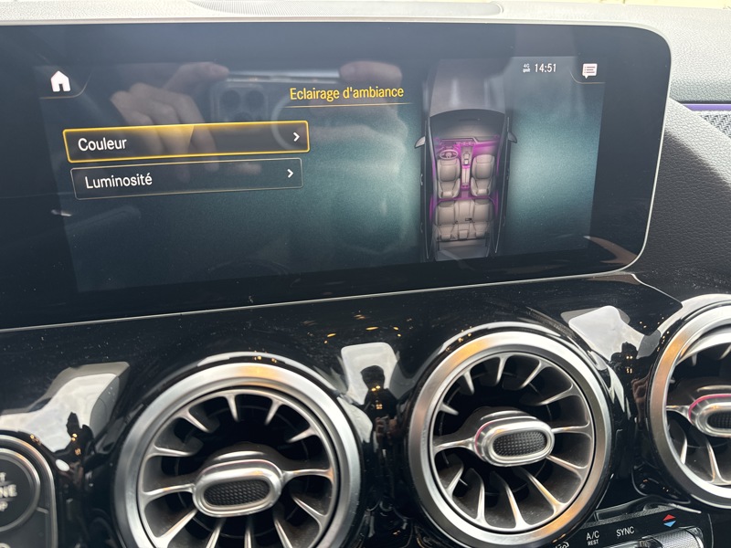 Image Mercedes-Benz CLASSE B 180 d AMG Line Edition AMG Line 