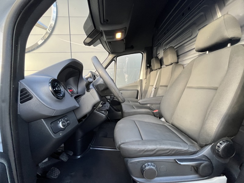 Image Mercedes-Benz SPRINTER 315 CDI /L2H2 / 150CH / BVM / 21.000HT  