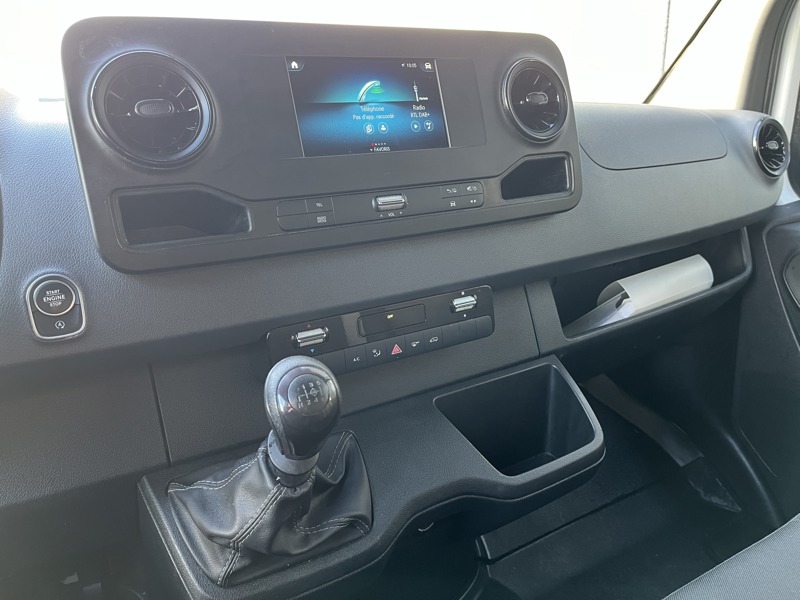 Image Mercedes-Benz SPRINTER 315 CDI /L2H2 / 150CH / BVM / 21.000HT  
