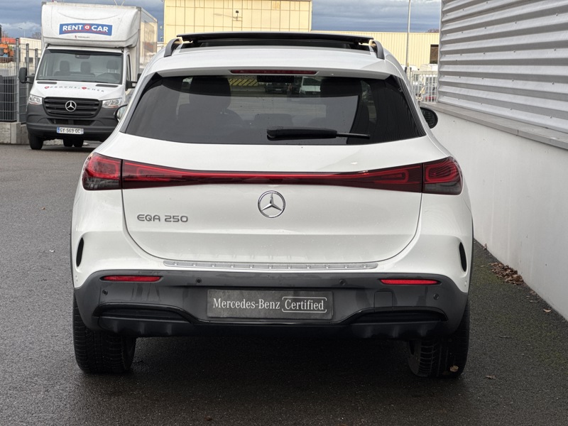 Image Mercedes-Benz EQA EQA 250 AMG Line  190 ch 