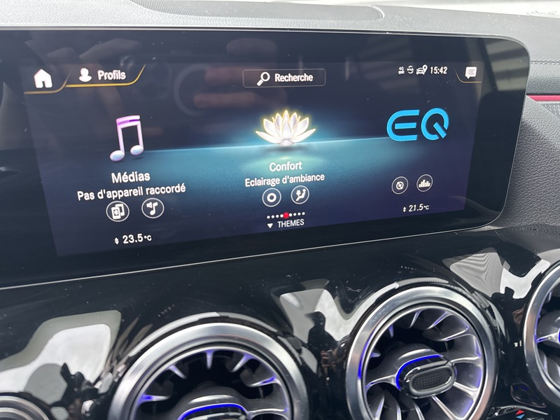 Image Mercedes-Benz EQA EQA 250 AMG Line  190 ch 