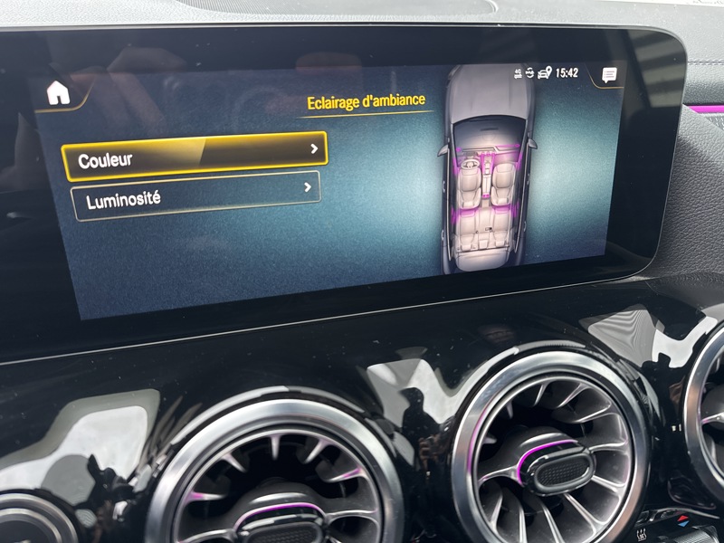 Image Mercedes-Benz EQA EQA 250 AMG Line  190 ch 