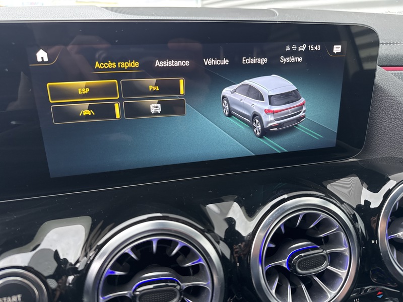 Image Mercedes-Benz EQA EQA 250 AMG Line  190 ch 