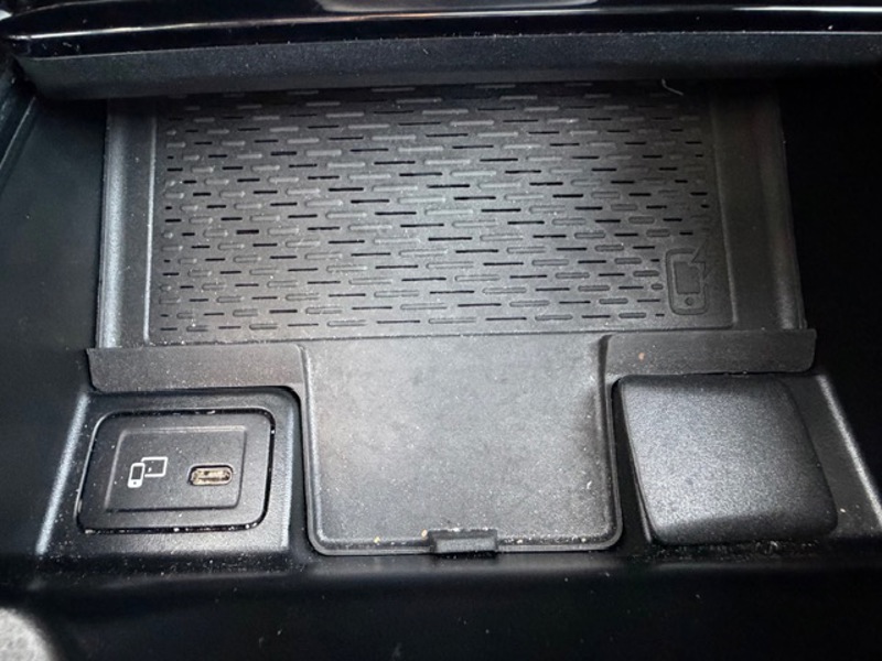 Image Mercedes-Benz GLA 250 e AMG Line 1.3 160+102 8G-DCT Toit ouvrant sièges av elect et chauff MULTIBEAM sono advanced Cha