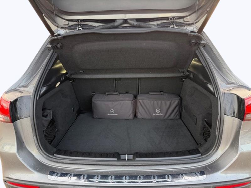 Image Mercedes-Benz GLA 250 e AMG Line 1.3 160+102 8G-DCT Toit ouvrant sièges av elect et chauff MULTIBEAM sono advanced Cha