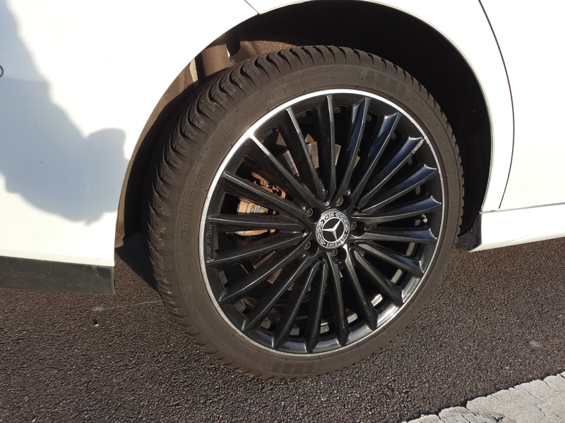 Image Mercedes-Benz CLA SHOOTING BRAKE CLA 250 e Shooting Brake AMG Line AMG Line TOE Affichage tête haute Cam 360 MULTIBEAM Pack hiver PSB