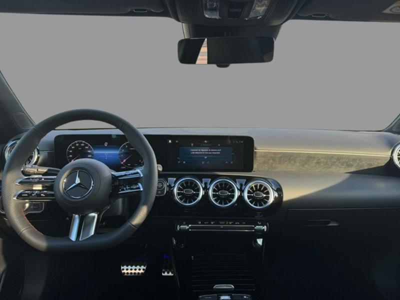 Image Mercedes-Benz CLASSE A 180 Star Edition AMG Line 1770 Classe A 180 Star Edition