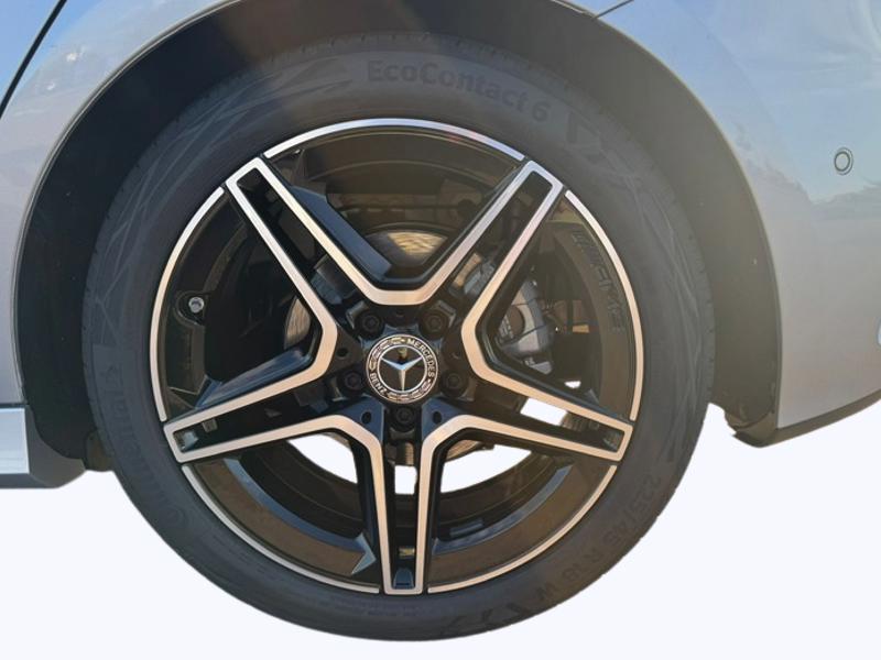 Image Mercedes-Benz CLASSE A 180 Star Edition AMG Line 1770 Classe A 180 Star Edition