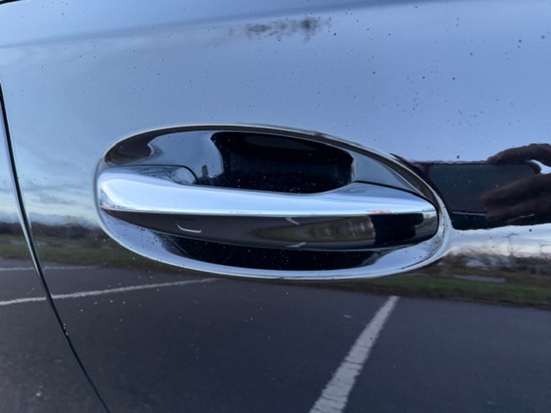 Image Mercedes-Benz GLE SUV 350 de 4MATIC AMG Line 2.0 194 + 136 4x4 9G-Tronic Toit ouvrant Attelage Distronic Sono premium Hand