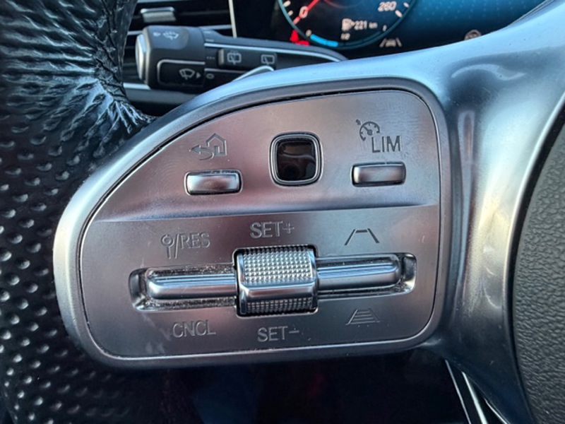 Image Mercedes-Benz GLE SUV 350 de 4MATIC AMG Line 2.0 194 + 136 4x4 9G-Tronic Toit ouvrant Attelage Distronic Sono premium Hand