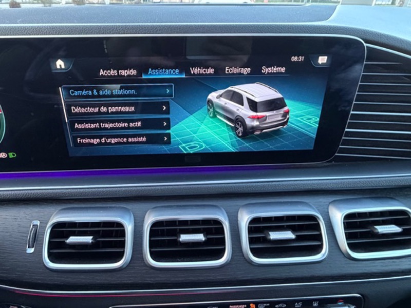 Image Mercedes-Benz GLE SUV 350 de 4MATIC AMG Line 2.0 194 + 136 4x4 9G-Tronic Toit ouvrant Attelage Distronic Sono premium Hand