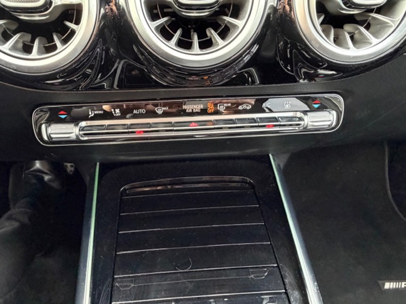 Image Mercedes-Benz EQA 250+ AMG Line 190 4x2  Carplay Toit ouvrant Angle mort Faible km Sièges av chauff Handsfree Eclairag