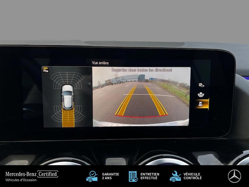 Image Mercedes-Benz GLA 220 d 4MATIC AMG Line 2.0 190 8G-DCT 4x4 Toit ouvrant Carplay cam recul Sieges av elect et chauff Pa