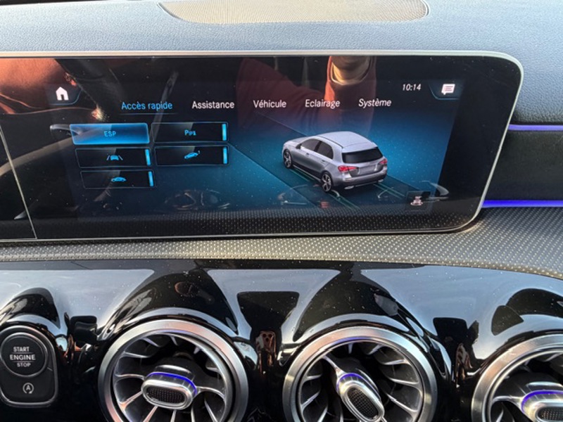 Image Mercedes-Benz CLASSE A A 220 d Berline AMG Line 2.0 190 8G-DCT  Sieges av chauffants Eclairage ambiance Réalité augmentée K