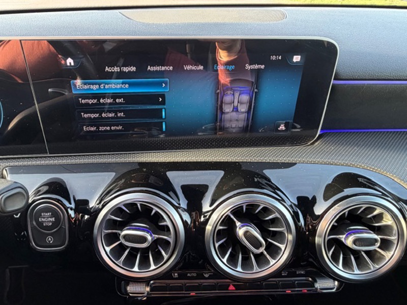 Image Mercedes-Benz CLASSE A A 220 d Berline AMG Line 2.0 190 8G-DCT  Sieges av chauffants Eclairage ambiance Réalité augmentée K