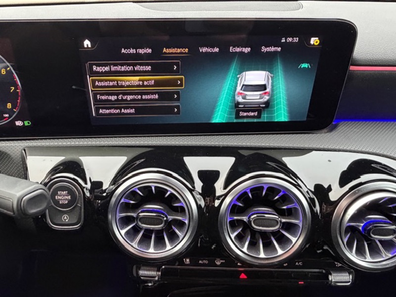 Image Mercedes-Benz CLASSE A 200 AMG Line 1.3 163 7G-DCT Sieges av chauffants Camera recul Aide au parking active Keyless go Ecla