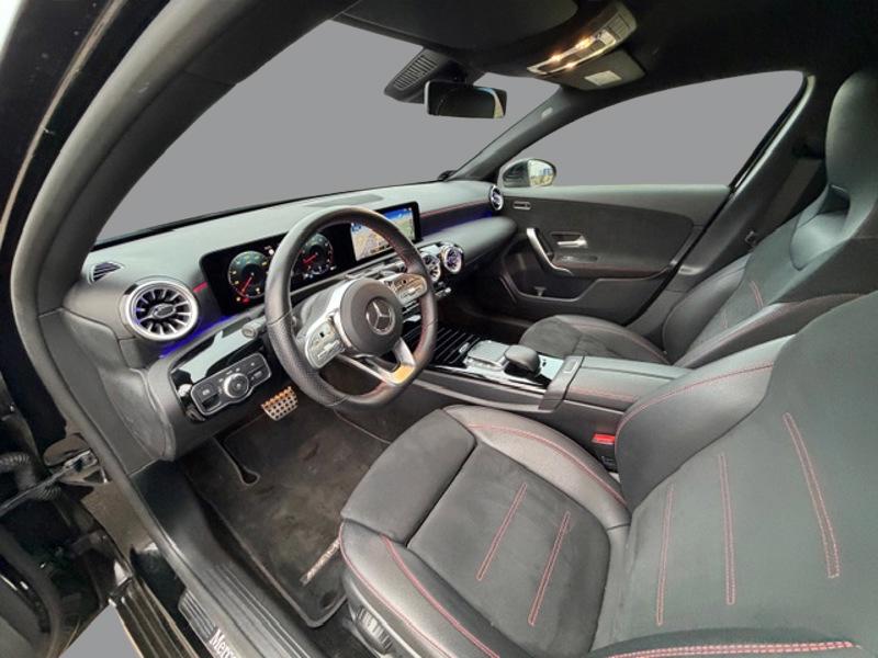 Image Mercedes-Benz CLASSE A 200 AMG Line 1.3 163 7G-DCT Sieges av chauffants Camera recul Aide au parking active Keyless go Ecla