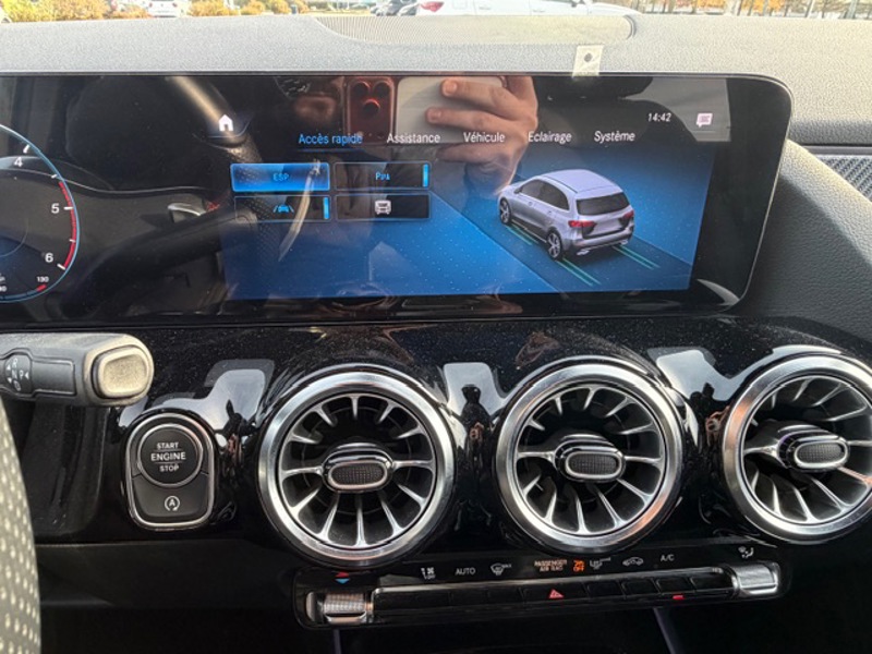 Image Mercedes-Benz CLASSE B 180 d AMG Line Edition 2.0 116 8G-DCT Cam recul Pack sport black PARKTRONIC Hayon auto Keyless go Si