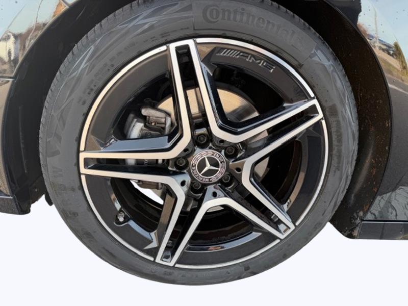 Image Mercedes-Benz CLASSE B 180 d AMG Line Edition 2.0 116 8G-DCT Cam recul Pack sport black PARKTRONIC Hayon auto Keyless go Si
