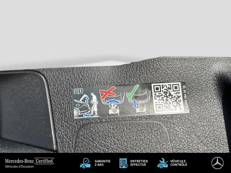 Image Mercedes-Benz CLASSE B 180 d AMG Line 2.0 116 8G-DCT Hands free access Hayon auto Eclairage ambiance Recharge sans fil Cam 