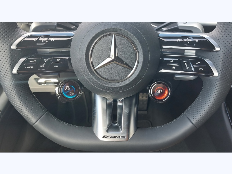 6535 Mercedes-Benz ,Classe SL 2.0 394 9G-TRONIC AMG Tte Haute Eclairage Ambiance Volant et Sieges elec Chauffants Caméra 360 Integration Smartphone son 3D surround Burmester complet